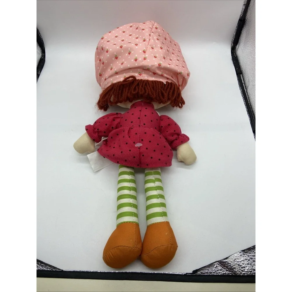 Basic Fun Strawberry Shortcake Plush Rag Doll 2021 Classic Style Red Yarn‎ Hair